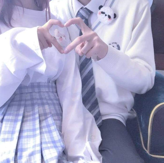 超火真人ins情侣头像微丧伤感的文案