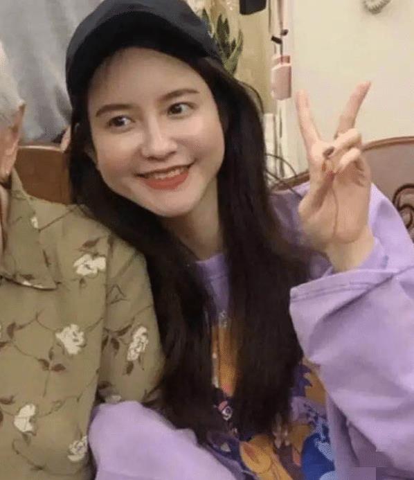 张大奕那么有钱,仍然整容失败,为什么呢?
