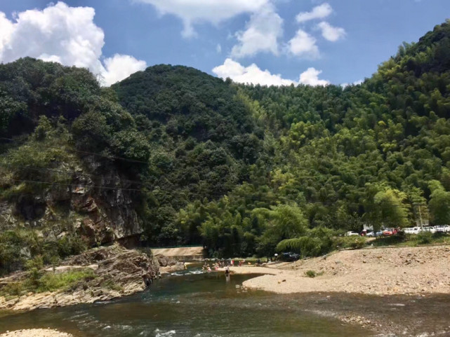 《渡江偵察記》,《月亮灣的風波》等優秀影視作品都曾在此拍攝外景