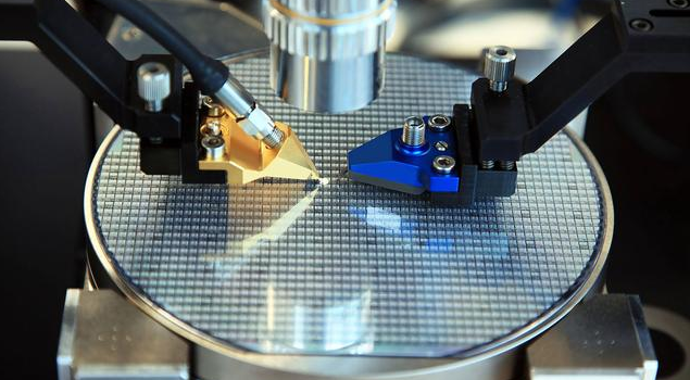 取得突破中国成功研发出2纳米芯片光刻机的技术何时能突破