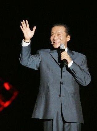 但是侯耀文生前徒弟众多,比如:高玉庆,陈寒柏,刘际,奇志,姜桂成等.