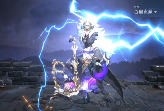 用起来的手感比原皮或伴生皮肤高了一个档位,让玄策在电光火石之间