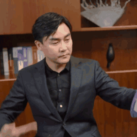 某明某烁某一围都要甘拜下风.帅总是谁,京城第一油腻男是也.