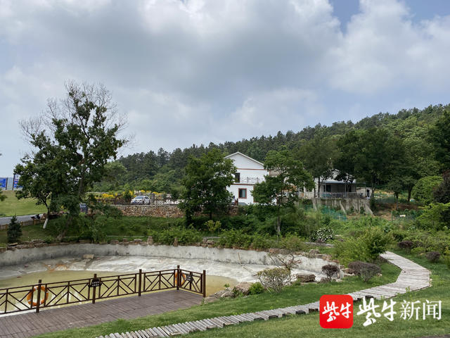 记者了解到,位于江宁西部的龙乡·双范是上范村,兴范村两个民宿文化群