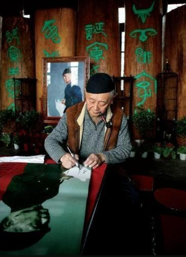 画家黄永生画一只老鼠为何卖了36万专家放大5倍看就明白了