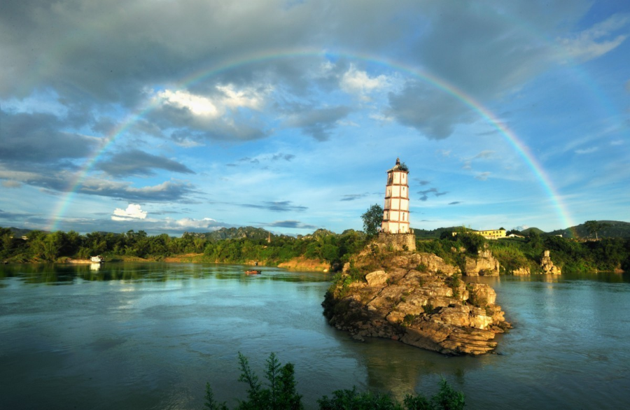 左江归龙斜塔喜升国宝级