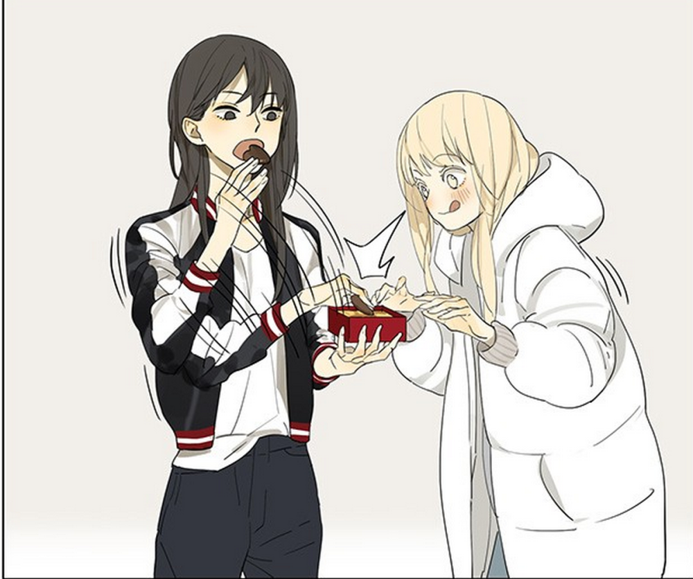 暖心漫画孙璟拿出给秋瞳的礼物里面是爱心巧克力