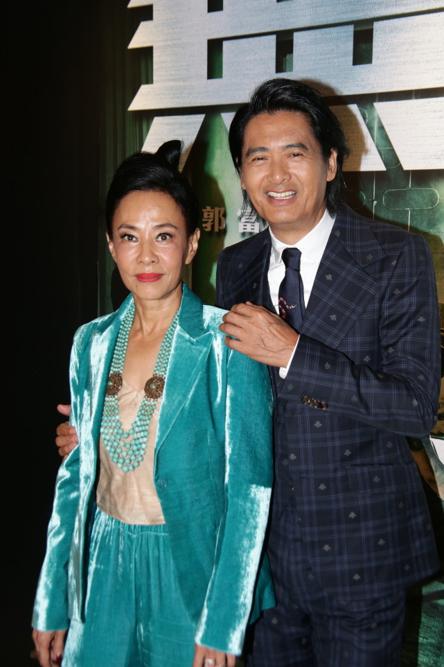 周润发65岁生日与发嫂33年风雨同舟 因一生无子嗣将裸捐56亿