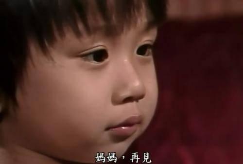 40岁的艺人小彬彬(原名温兆宇),因参演了《再见阿郎》,《星星知我心》