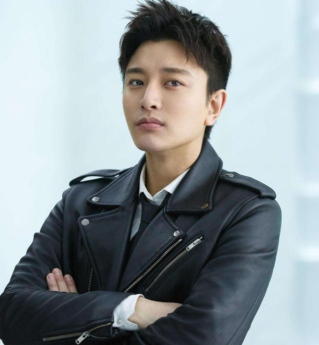 贾乃亮"惨"上了热搜?离婚半年,他变了很多,内心却依旧柔软