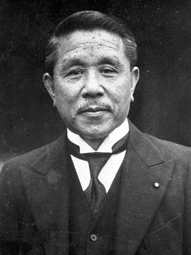 日本战犯首相图片