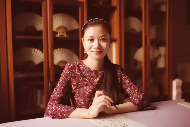 书法|80后“书法女神”，凭一手好字考取书法博士