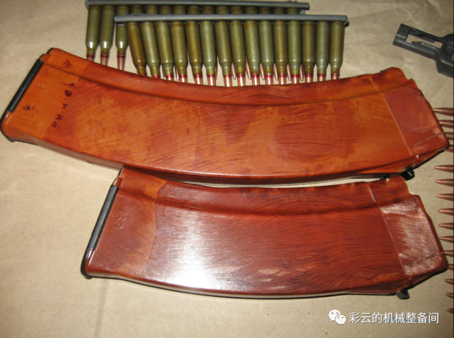 "盲目跟随小口径歪风"——介绍ak-74,aks-74和ak-74m