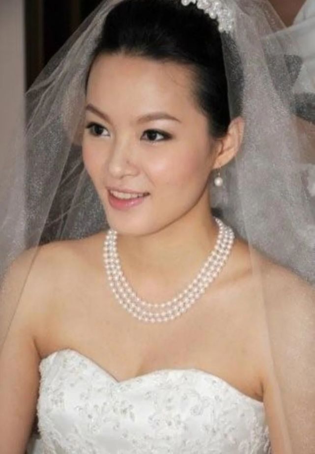 霍曼迪后来做了舞蹈老师,帮学生编舞,带他们参加比赛.