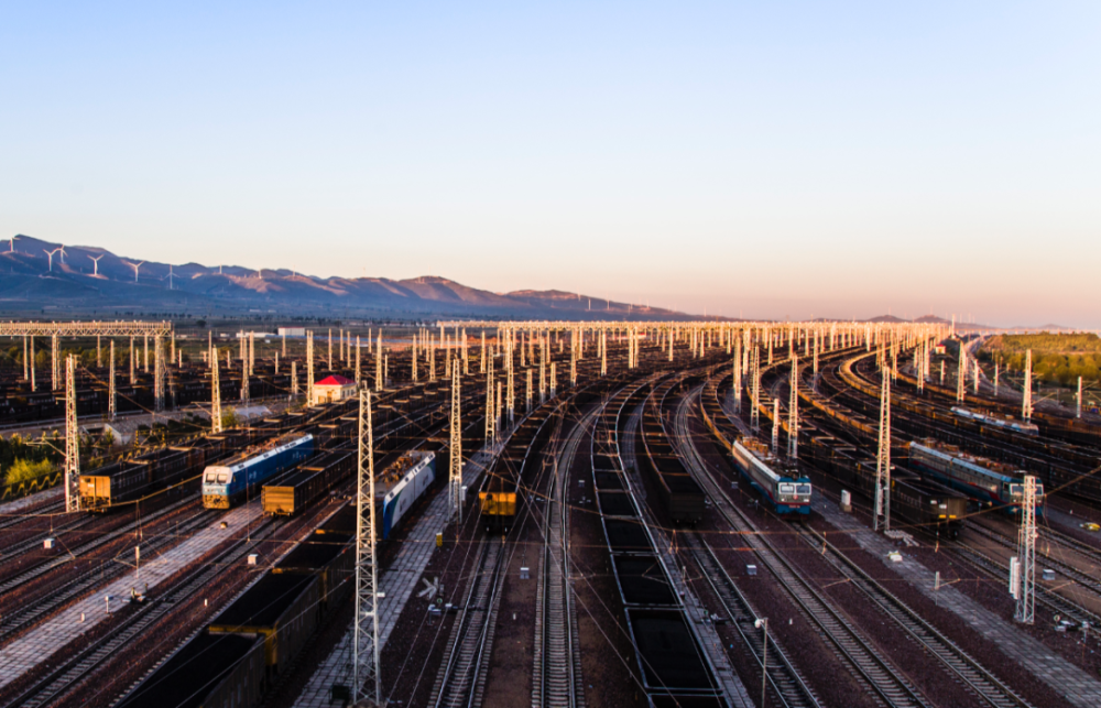 我国西煤东运第二大通道建成20周年!