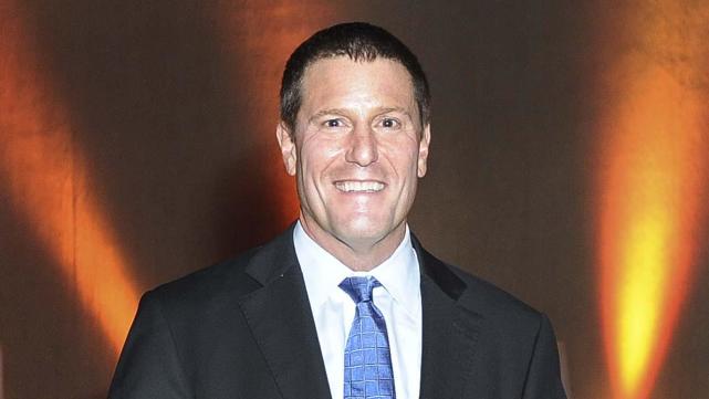 现任华特迪士尼的流媒体主管凯文-梅耶尔(kevin mayer)将离任,担任tik