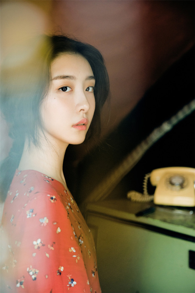 内地青年影视演员歌手美女明星赵小棠天真可爱甜美写真