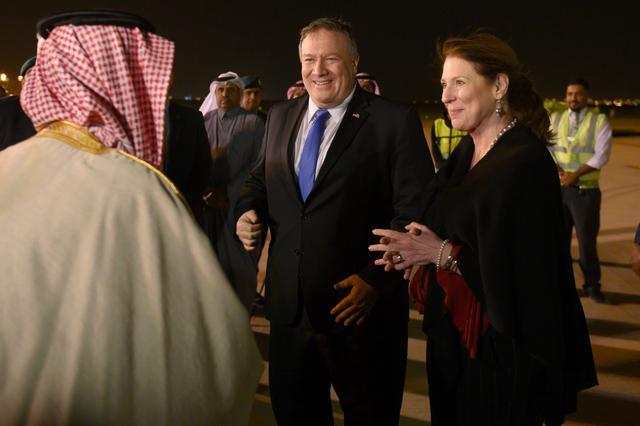 蓬佩奥|美媒炮轰蓬佩奥：干得烂透了还野心勃勃，美国史上“最差”国务卿