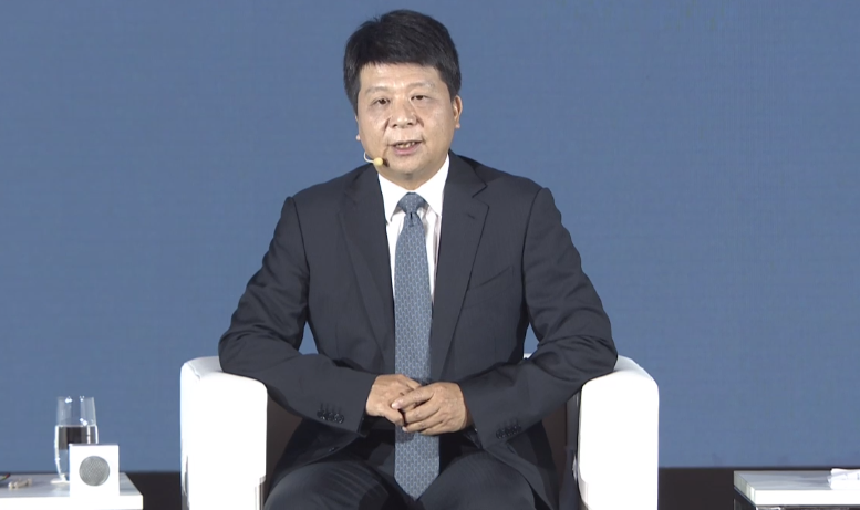 华为郭平:美国无理打压他国技术领先企业,必将削弱他国使用美国技术的