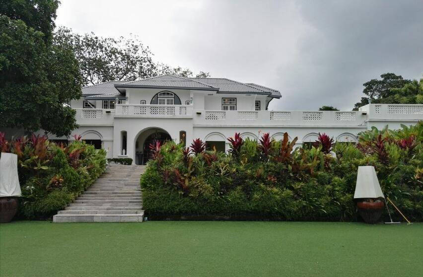 缅甸旅游:缅甸原来也有富豪区,美女与豪车是标配_腾讯新闻