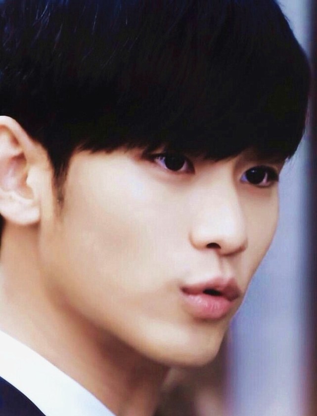 电视剧《来自星星的你》男主角都敏俊