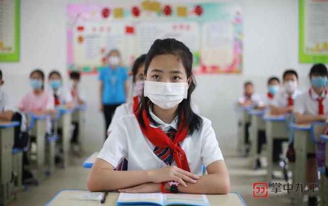 我市小学复学复课