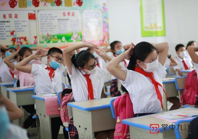 我市小学复学复课