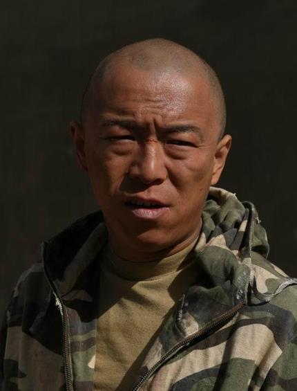 男明星剃光头后:胡歌减分,胡军很社会,李晨和黄晓明有些喜感!