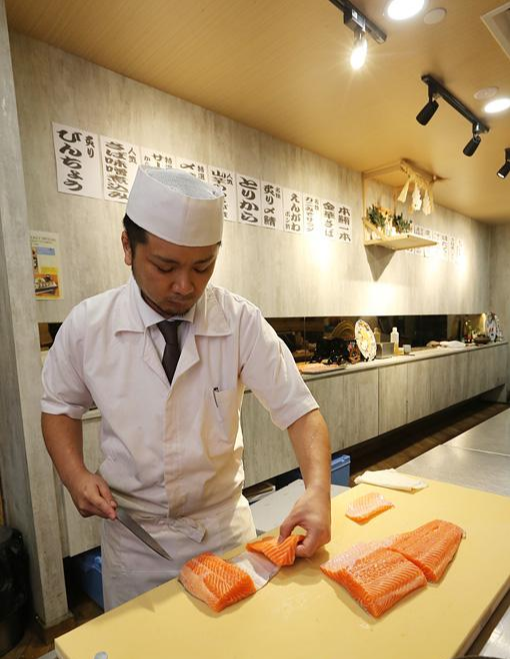 菜菜大马食堂日本餐最豪华秘诀之一个字 鮮 腾讯网