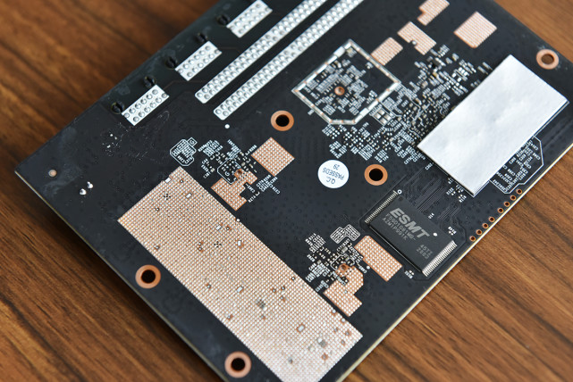 wi-fi6路由绝佳入门之选 小米路由器ax1800拆解