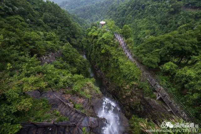 平阳石城峡谷图片