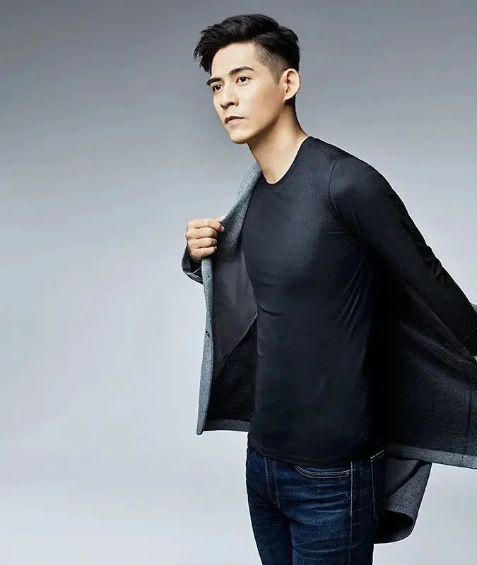 雷佳音到底做错了什么优衣库要这么对他