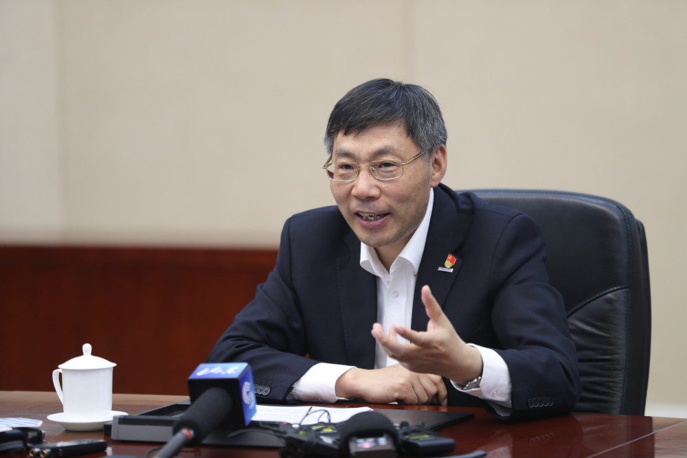 全国人大代表浪潮集团董事长孙丕恕新基建如同建设数字高速公路