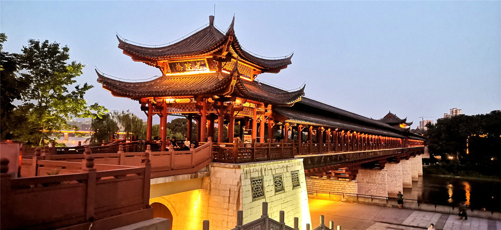 吉安视觉白鹭洲书院廊桥傍晚休闲纳凉观景好去处