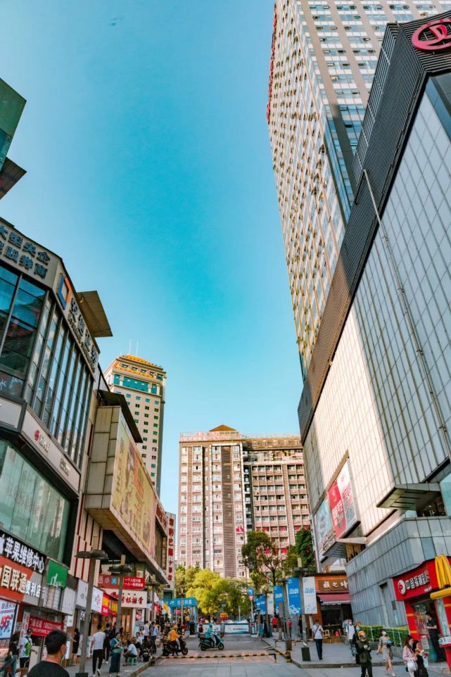 火了31年的南坪商圈,才是重庆"初代网红"!