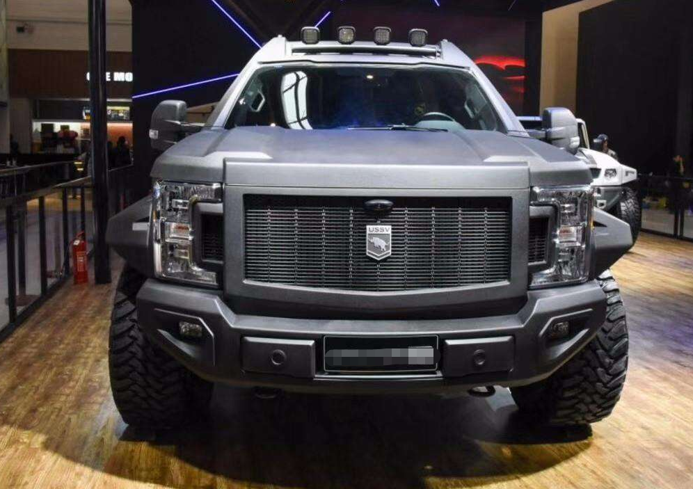 土豪花168万买乔治巴顿战剑,配v10发动机,比装甲车霸气