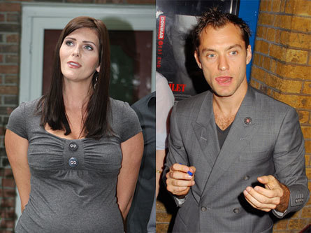 裘德洛与小15岁娇妻近照曝光妻子孕肚明显6度当爸的他一脸幸福