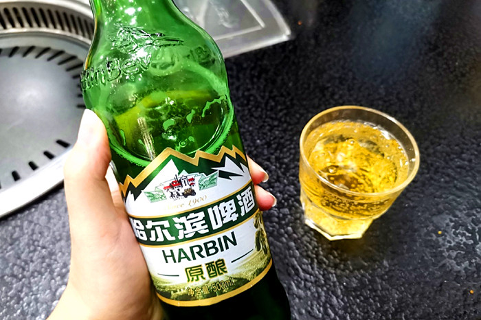其实哈啤里还有一个更火的名字,那就是"大绿棒子",在很多网络歌曲里都