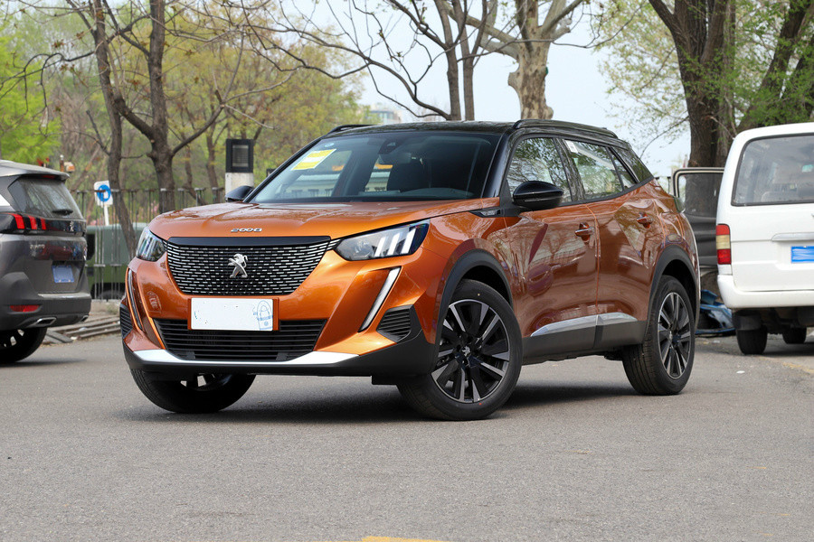 全新标致2008来了,1.2t三缸 双离合很香,就是定价高了点