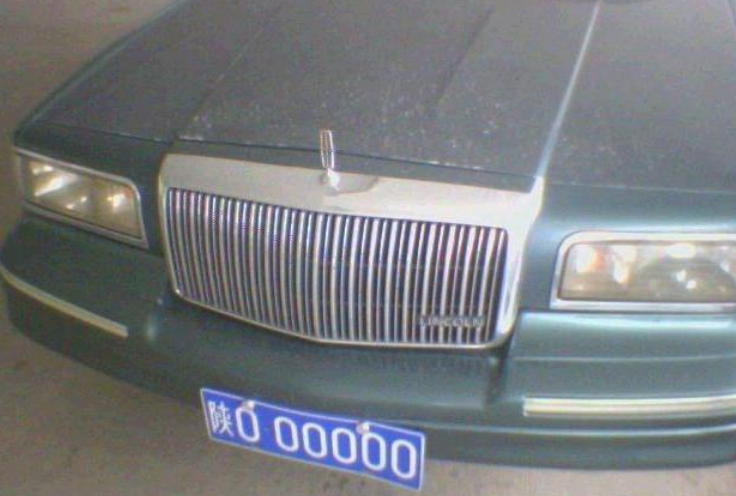 豹子号牌算啥?车牌号如何包含这2个字母,价格翻10倍_腾讯新闻