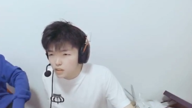 赛季更新两周野区史诗级改动可杰重回巅峰10段位移的她成为野区霸主