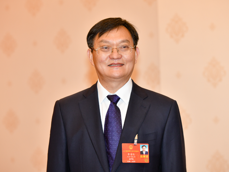 全国人大代表综艺股份董事长昝圣达后疫情时代防疫教育仍待加强