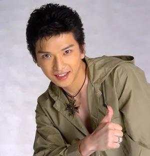 是话剧里的阿哥,他就是杨海音,毕业于同济大学影视学院,中国大陆演员