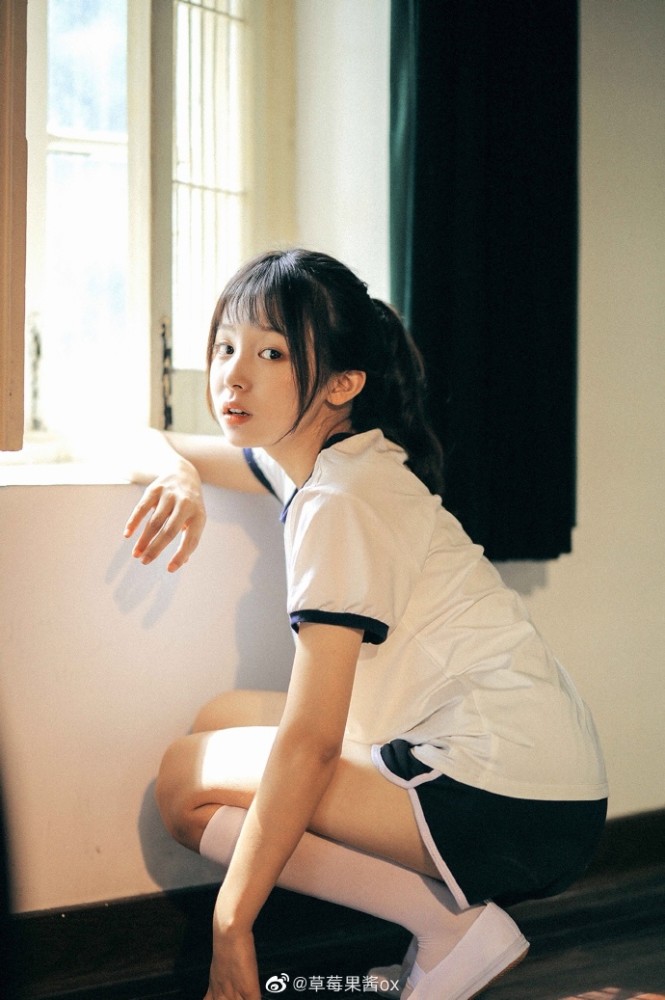 抖音红人草莓果酱ox无水印表情包,可爱的一批!_腾讯新闻