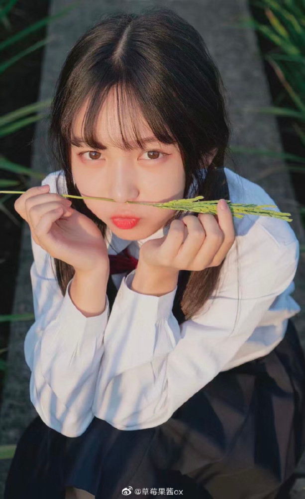 抖音红人草莓果酱ox无水印表情包,可爱的一批!_腾讯新闻