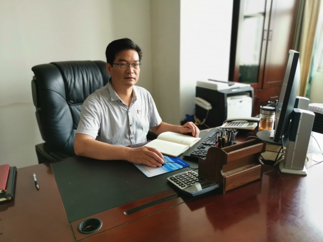 对于当下,李孟举说,"郑州市处于从空气质量持续改善到根本改善进行