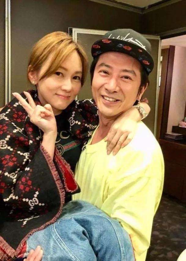 孙耀威转账5201314元甜蜜告白陈美诗妻子回应卡给我就好了