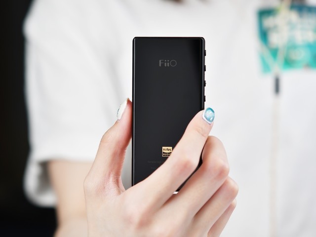 学生党hifi发烧利器 飞傲m3pro便携式播放器评测