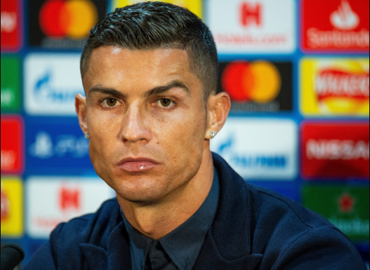 c罗发型变迁从青春年少到魅力熟男总裁引领时尚潮流