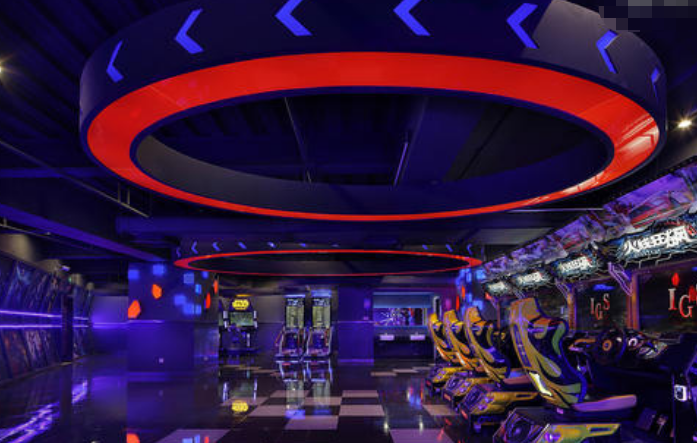 电玩城的硬币塔终于倒下了场面十分壮观老板这下亏大了